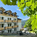 Bella Monte Couette-café 4*