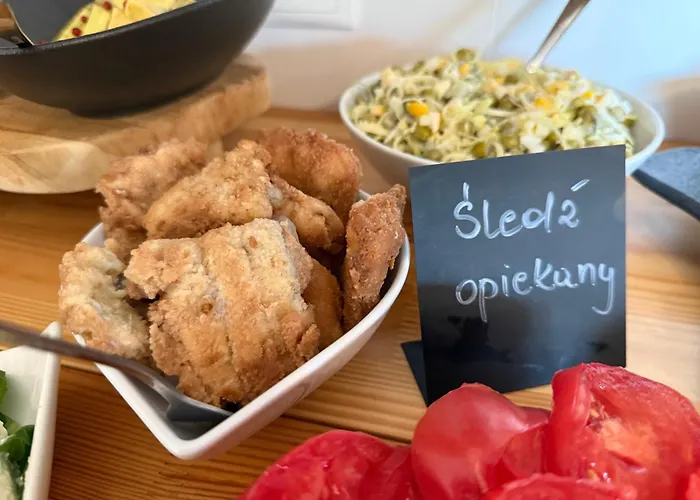 Bella Monte 住宿加早餐酒店 什切尔克